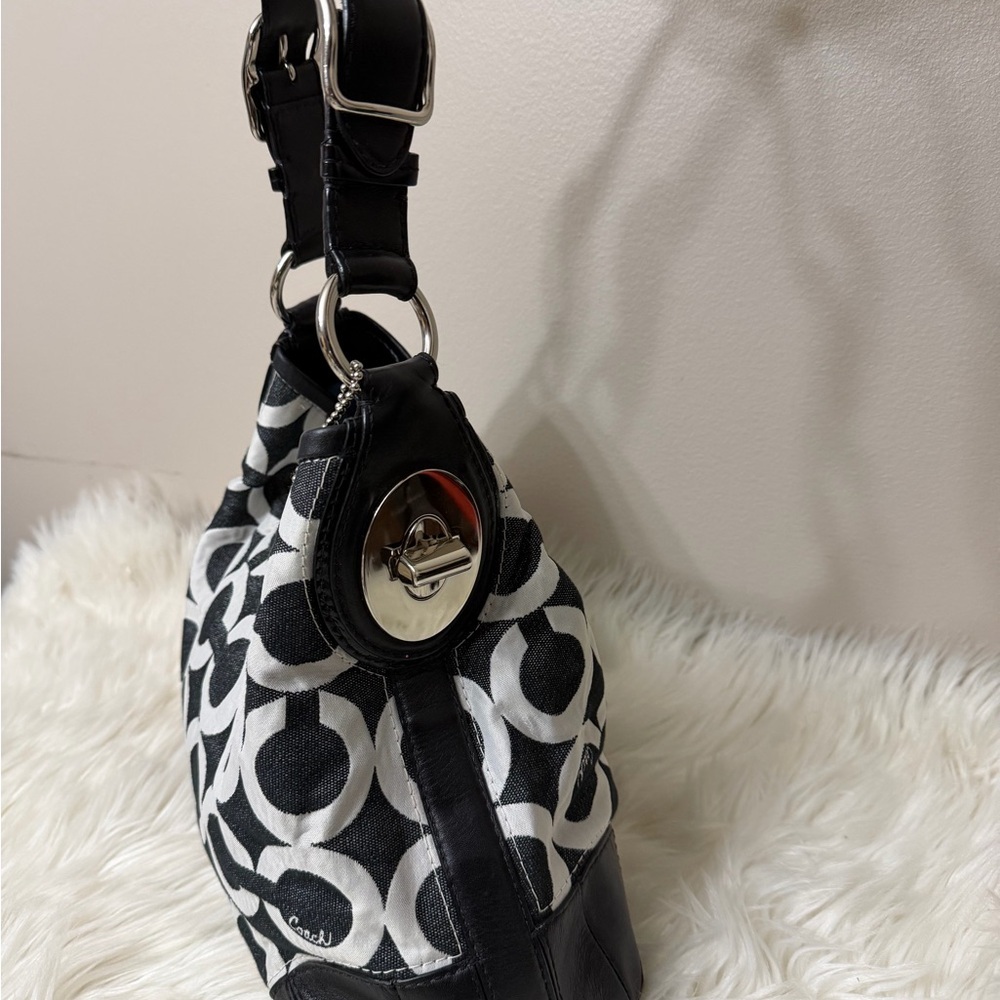 Vintage Coach Black & White Signature Circle Hobo Shoulder Bag#14512 - Picture 3 of 13